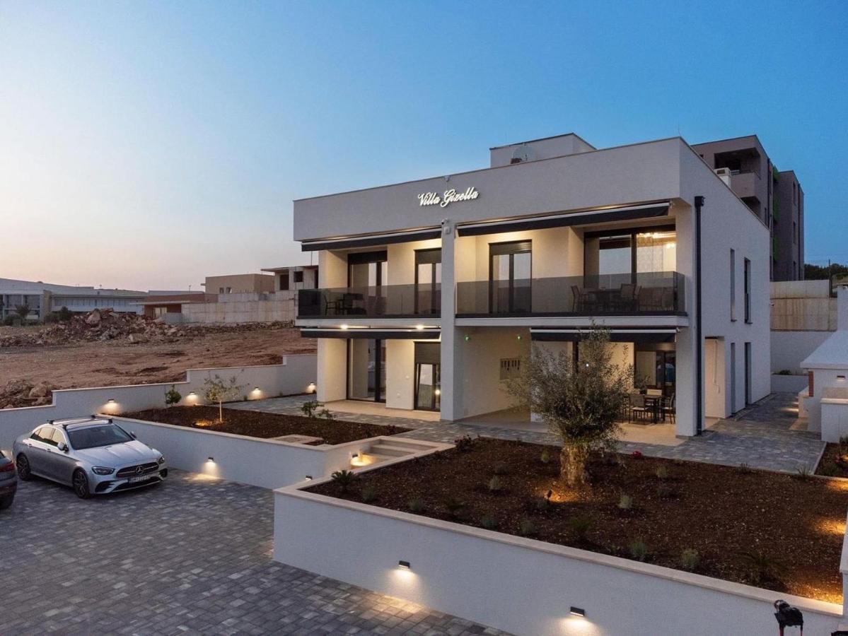 Villa Gizella Свети свети Филип и Яков Екстериор снимка